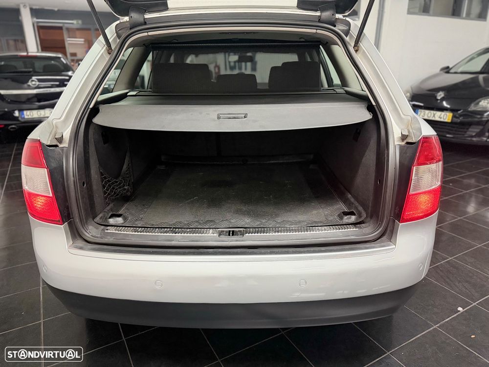 Audi A4 Avant 1.9 TDI M6 Sport - 9