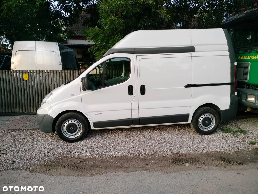 Renault trafic - 8