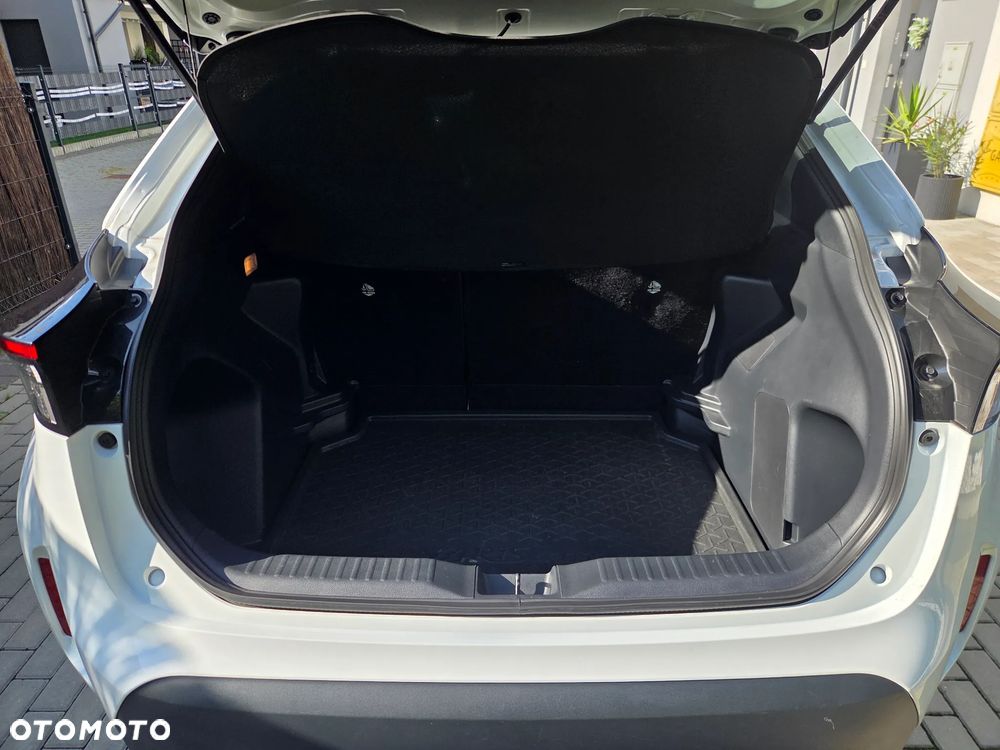 Toyota Yaris Cross - 13