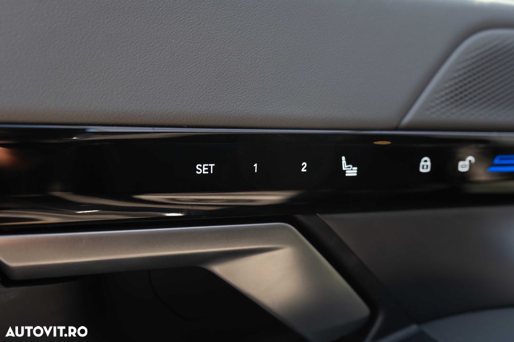 BMW Seria 5 520d xDrive Aut. - 29