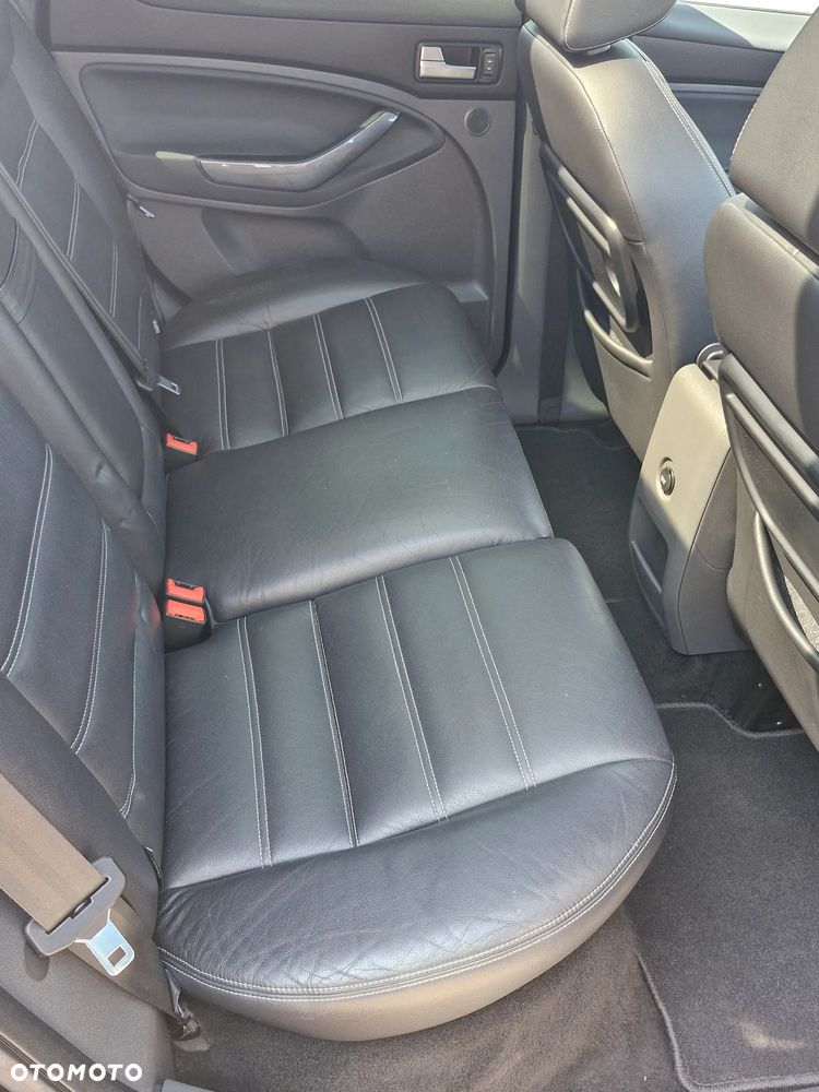 Ford Kuga 2.0 TDCi Titanium - 21