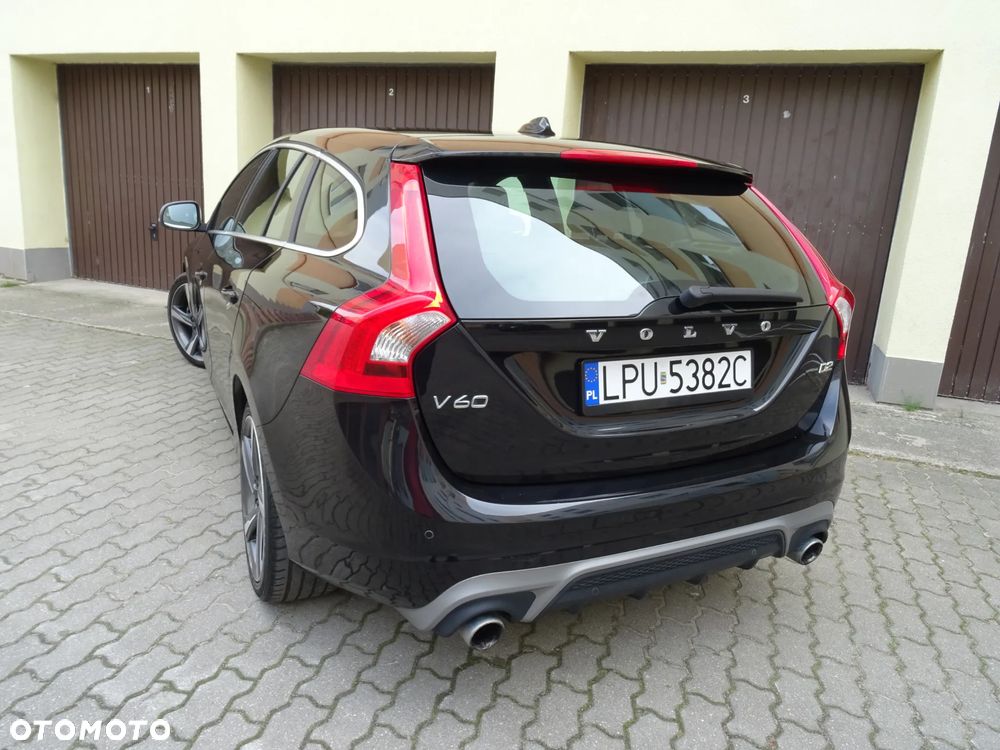 Volvo V60 D2 R-Design Momentum - 22