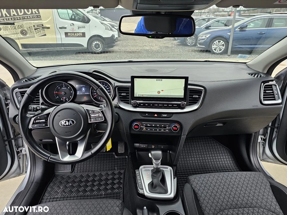 Kia Ceed SW 1.6 CRDi (48V Mild-Hybrid) DCT7 Platinum - 6