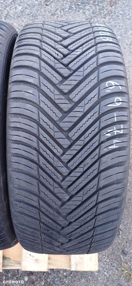 215/45R16 90V HANKOOK , dwie używane opony wielosezonowe. - 2