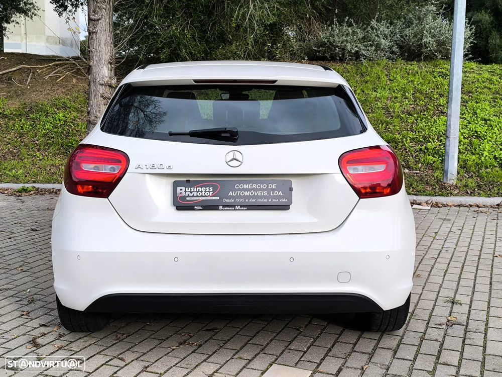 Mercedes-Benz A 180 d Urban - 4