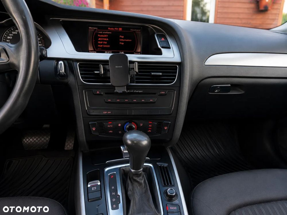 Audi A4 Avant - 14