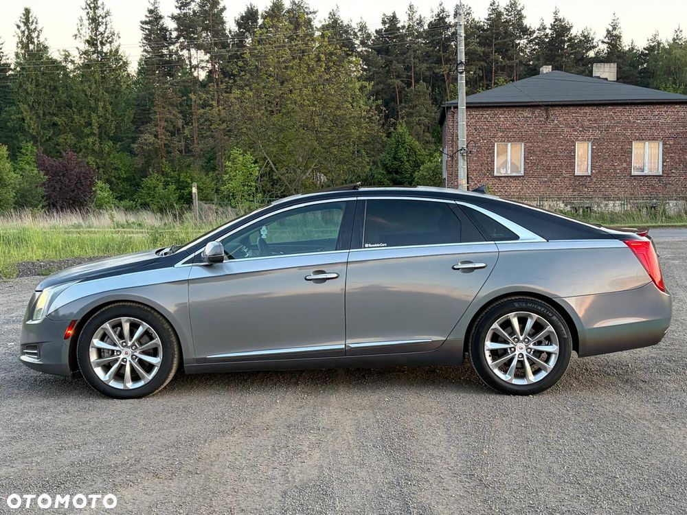 Cadillac XTS - 2