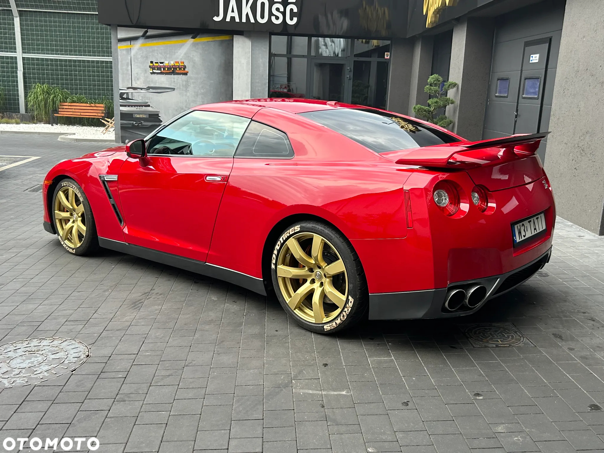 Nissan GT-R Black Edition - 9