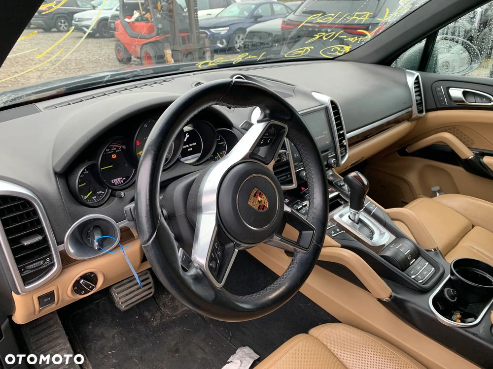 Porsche Cayenne S e-Hybrid Platinum Edition - 14