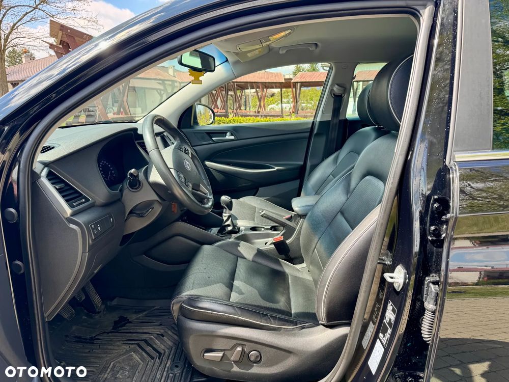 Hyundai Tucson blue 1.7 CRDi 2WD Advantage - 12