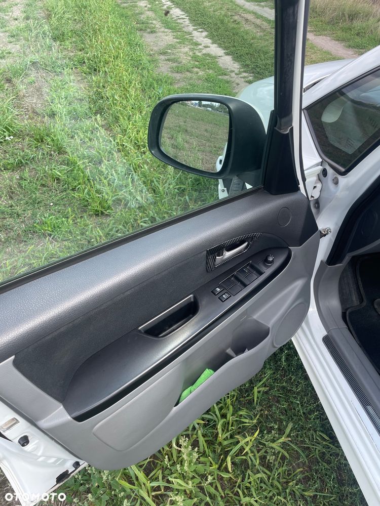 Suzuki SX4 - 11