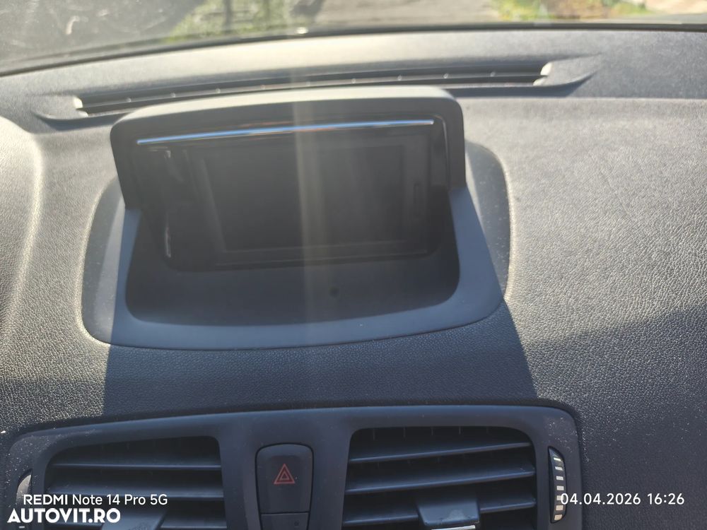 Renault Megane ENERGY dCi 110 Start & Stop Paris Business - 4