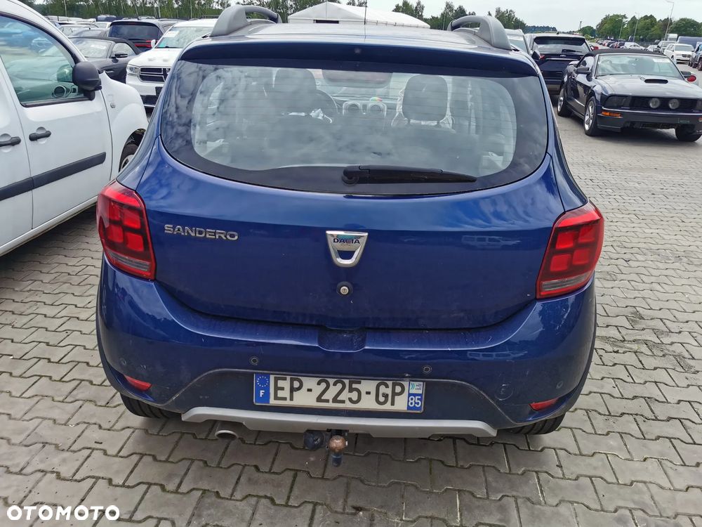 Dacia Sandero 1.5 dCi Laureate - 6