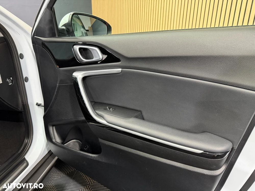 Kia XCeed 1.6 GDI DCT6 OPF VISION - 27