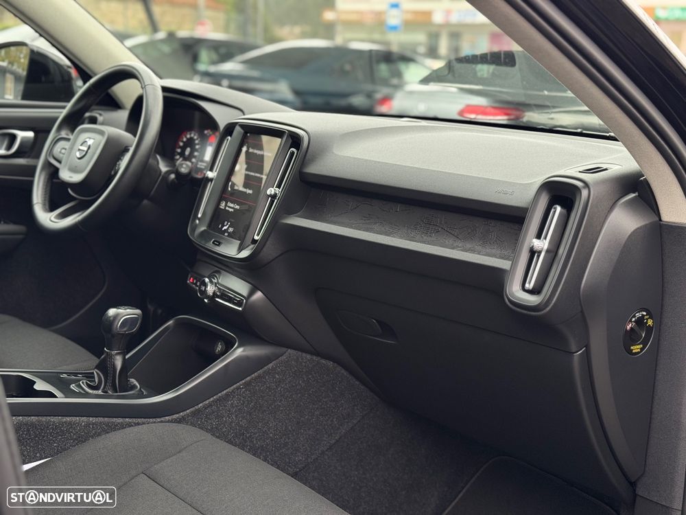 Volvo XC 40 1.5 T2 Momentum Core - 20