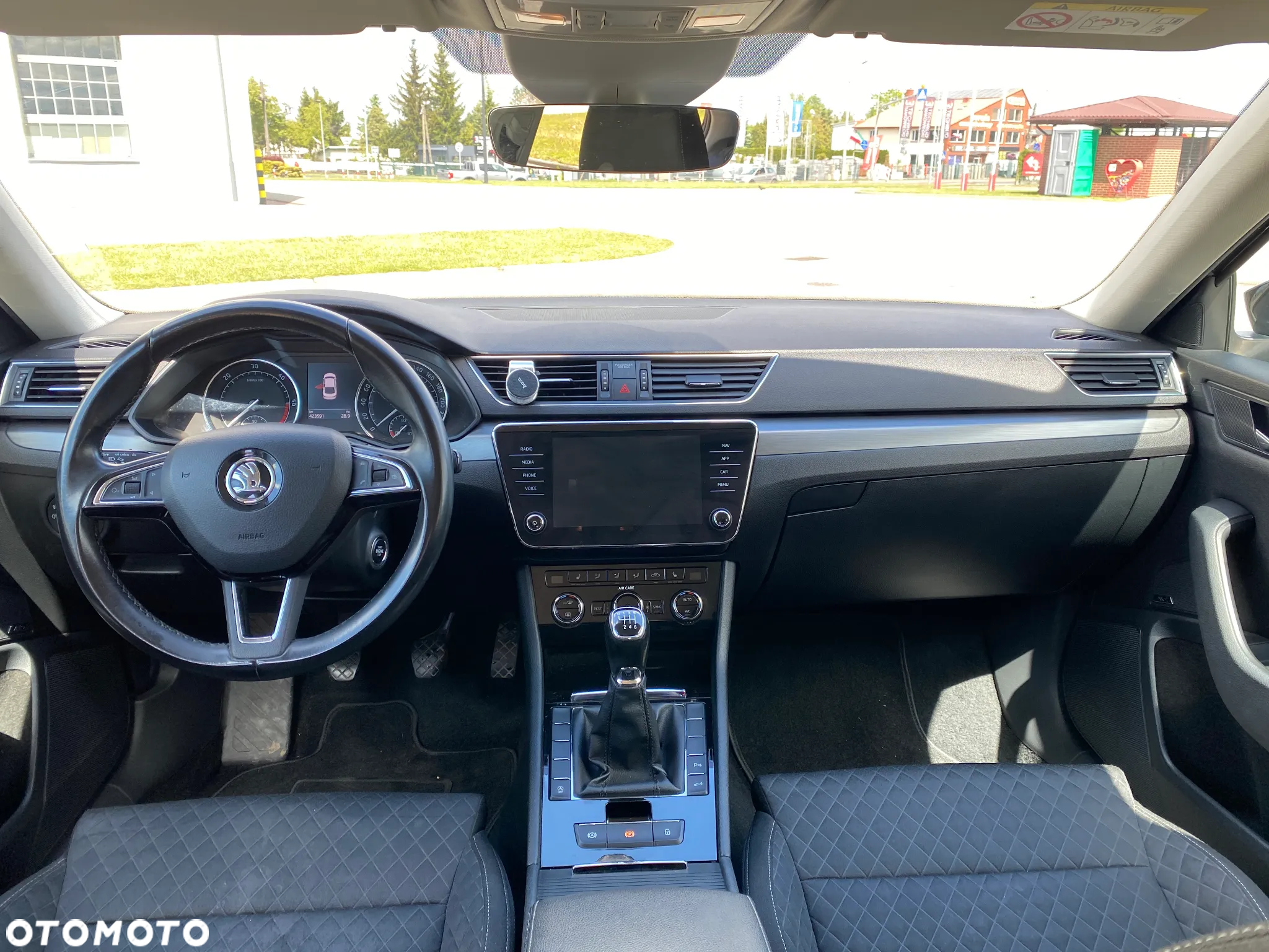 Skoda Superb 2.0 TDI Style - 11