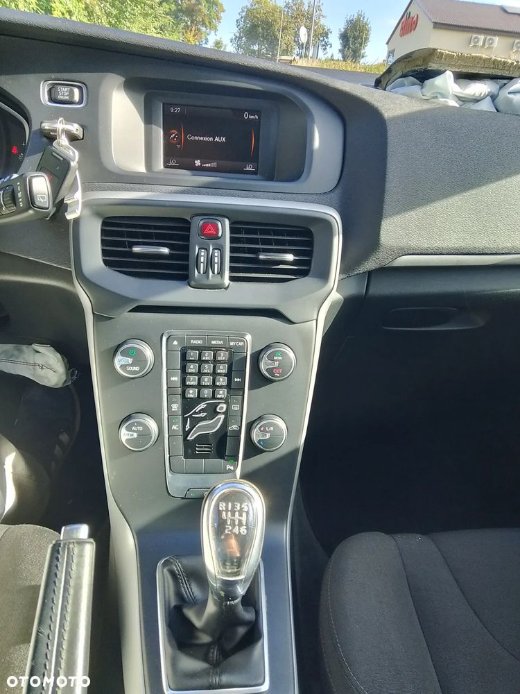 Volvo V40 T2 - 31
