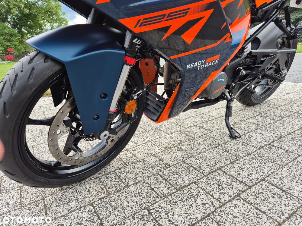 KTM RC 125 - 8
