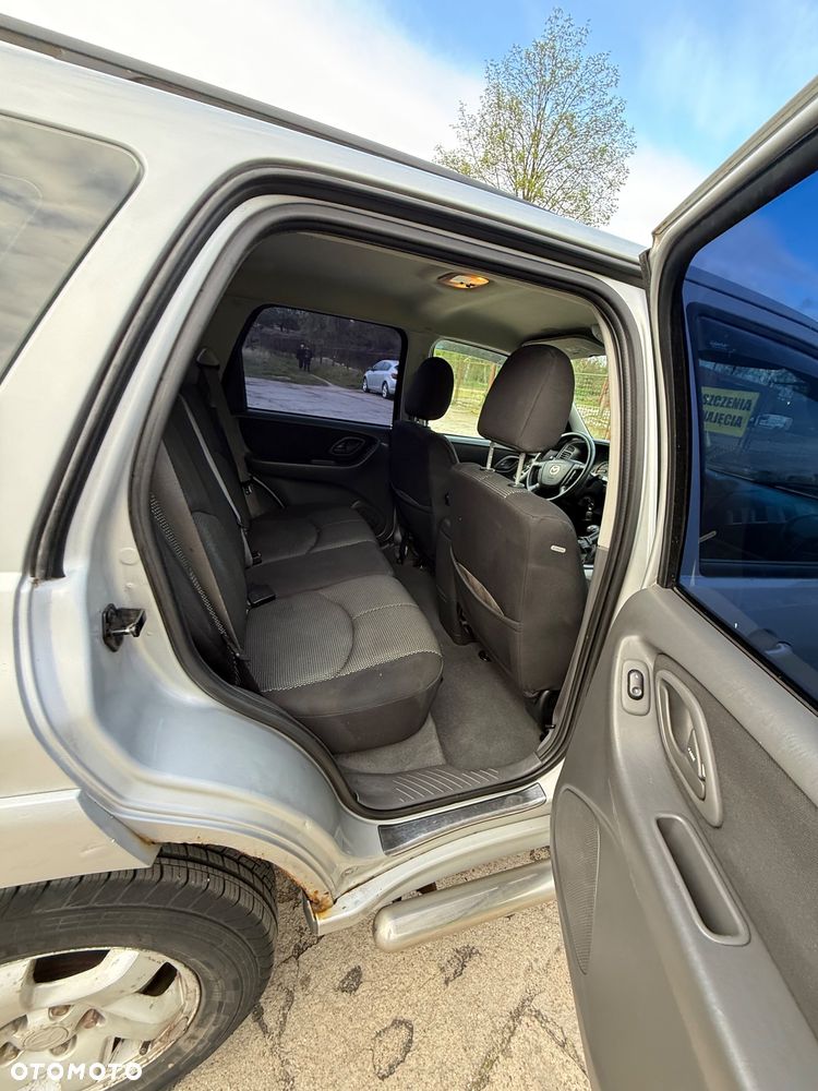 Mazda Tribute 4x4 Comfort - 11