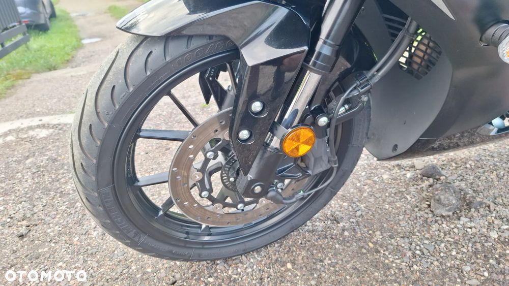 Yamaha YZR - 25