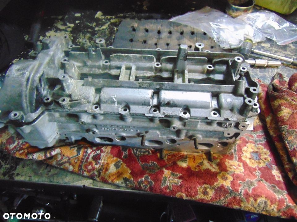 głowica Mercedes A642 Sprinter 3,0 CDI Lewa i prawa cena za sztukę po regeneracji - 1