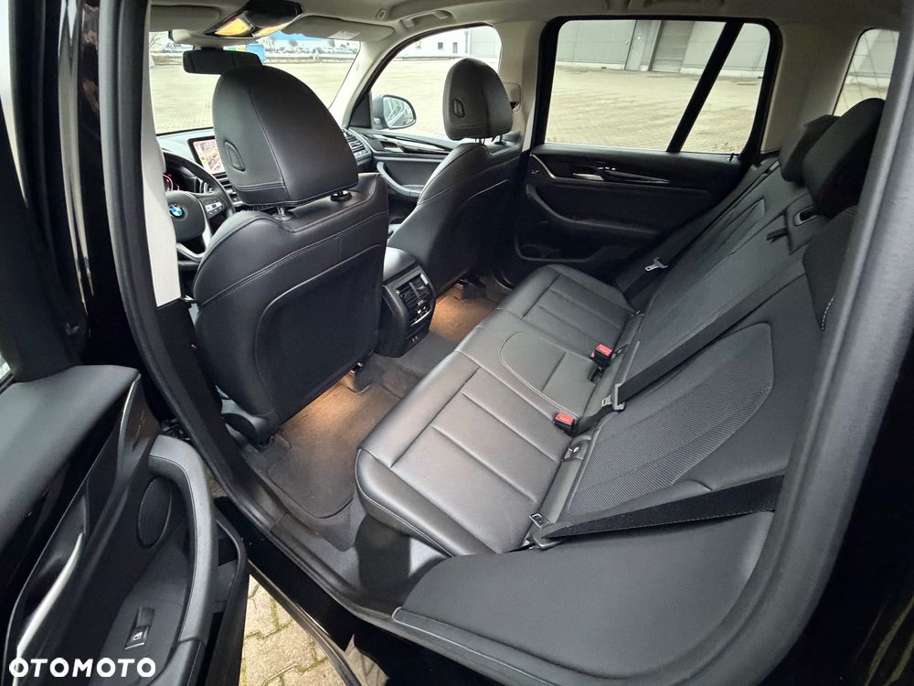 BMW X3 xDrive20d sport - 18