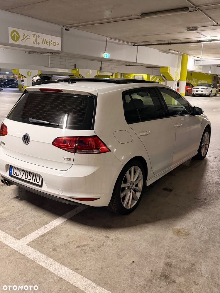 Volkswagen Golf - 10