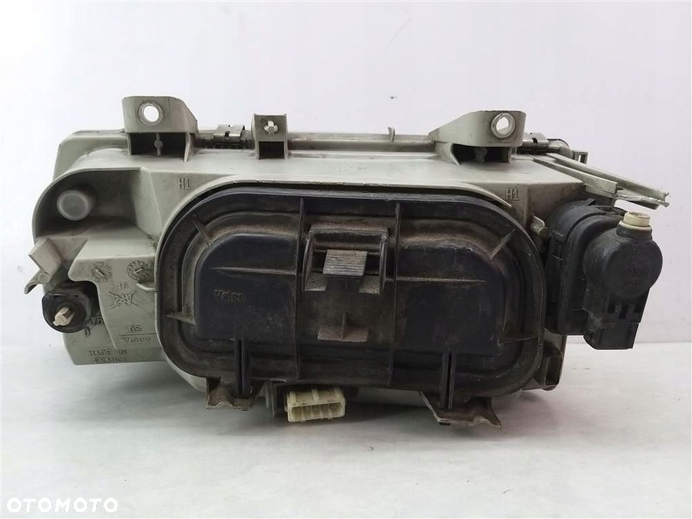 Reflektor lampa przód prawa Lancia Zeta 1994-2002 VALEO - 3