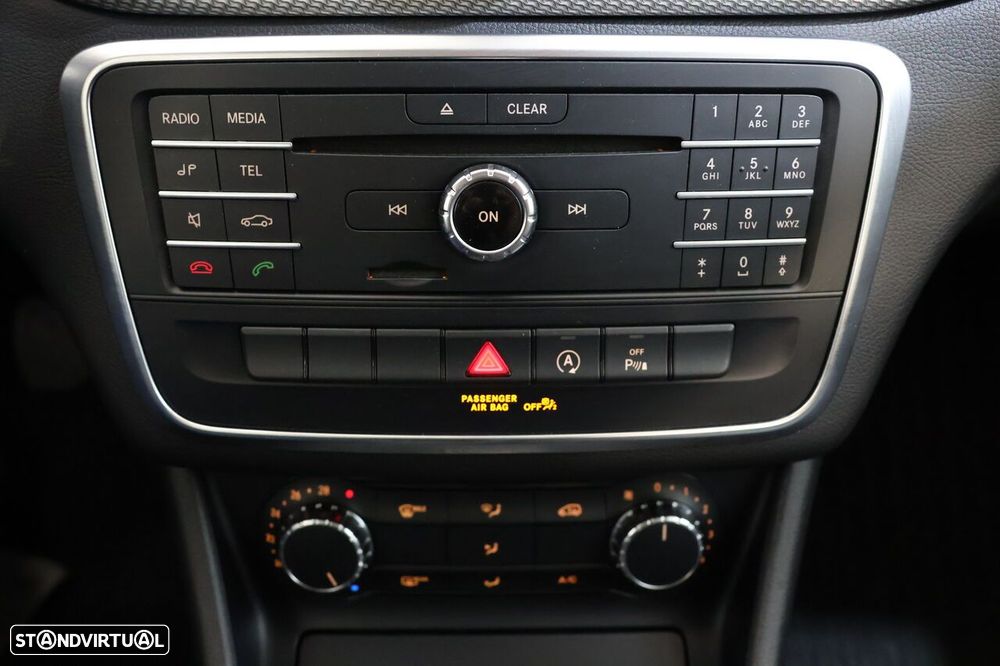 Mercedes-Benz GLA 180 CDi - 23