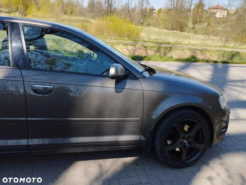 Audi A3 Sportback 1.8 TFSI Ambition - 4