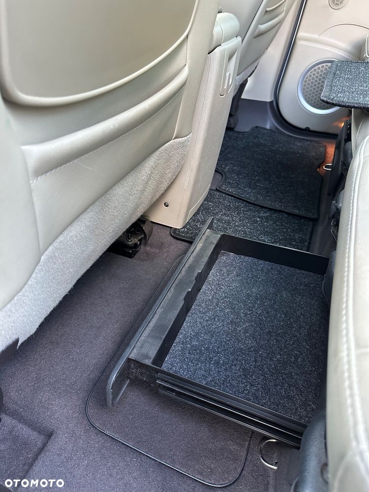 Renault Scenic - 24