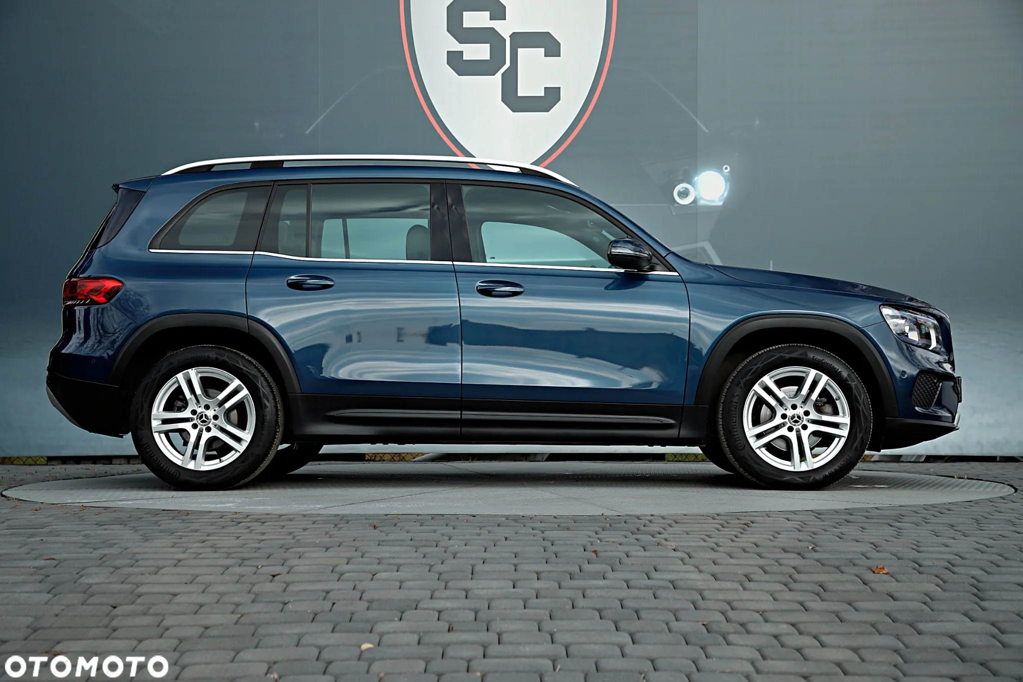 Mercedes-Benz GLB 200 7G-DCT - 12
