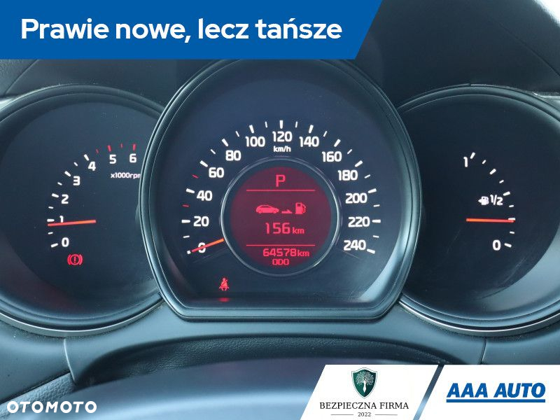 Kia Ceed - 12