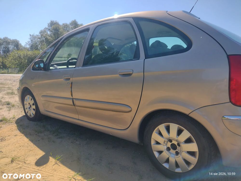 Citroën Xsara Picasso 1.6i 16V SX - 2