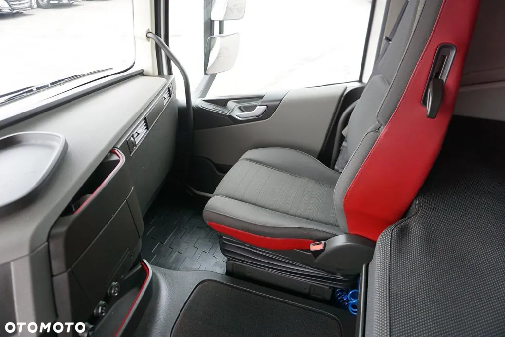 Volvo FH / 460 / EURO 6 / ACC / I -COOL / GLOBETROTTER - 24