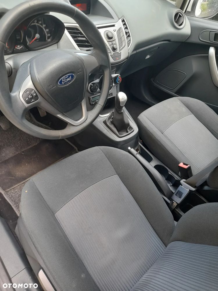 Chevrolet Spark - 2