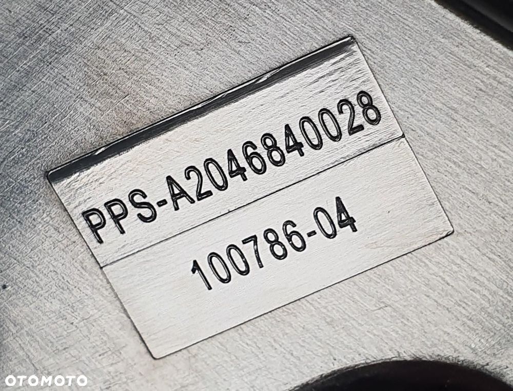 TRZECIE ŚWIATŁO STOP MERCEDES W204 A2046840028 - 6