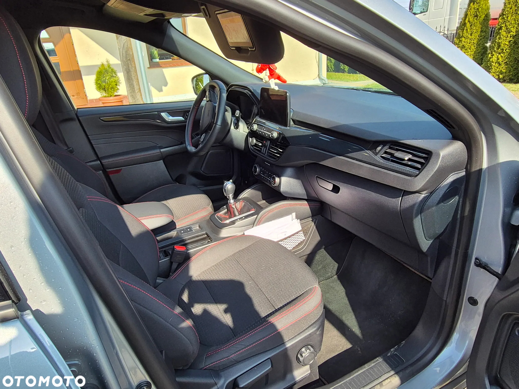 Ford Kuga 1.5 EcoBoost FWD ST-Line - 8