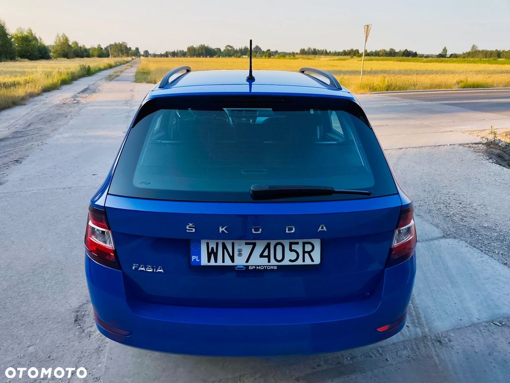 Skoda Fabia 1.0 Ambition - 11