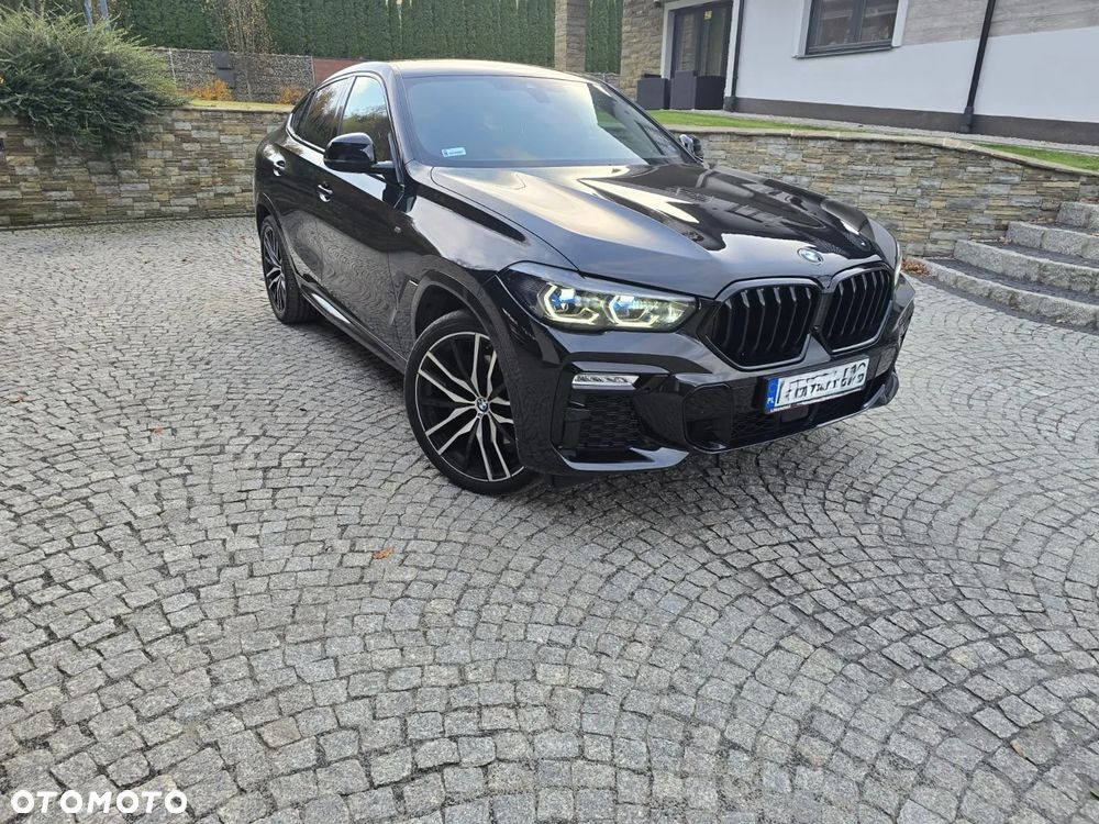 BMW X6 - 11
