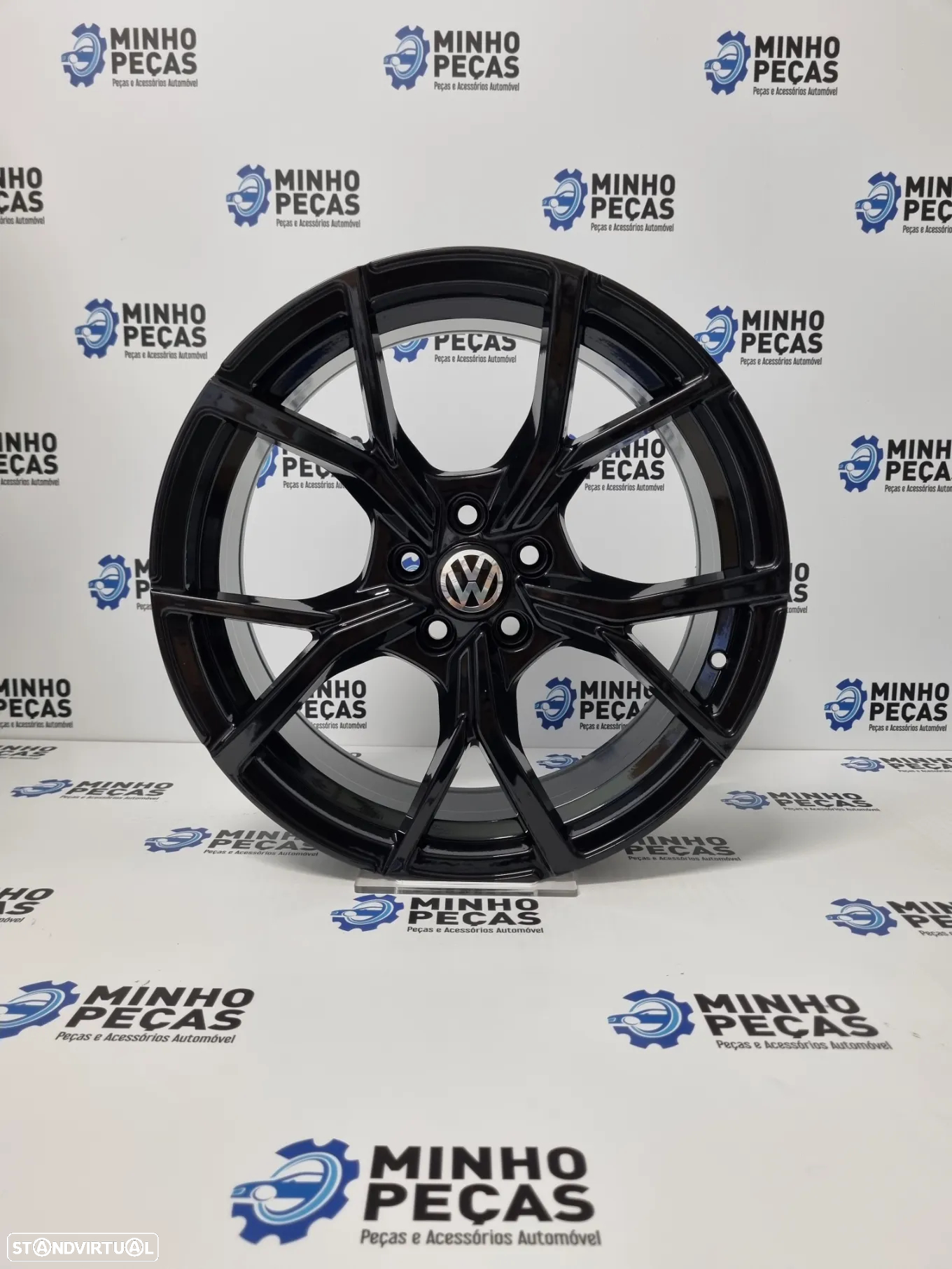 Jantes New Golf R 2021 em 17 (5x100) Preto Brilho - 8