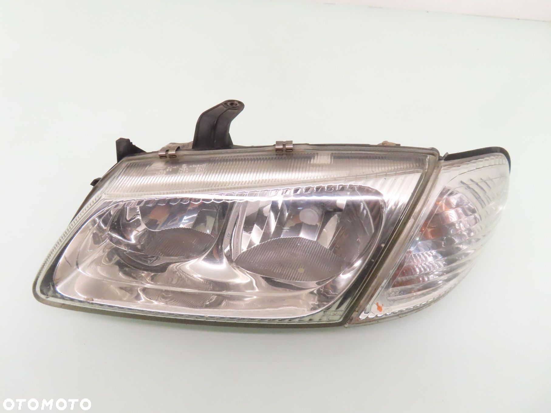 LAMPA LEWA PRZEDNIA NISSAN ALMERA II N16 26060BN011 89003331 - 1