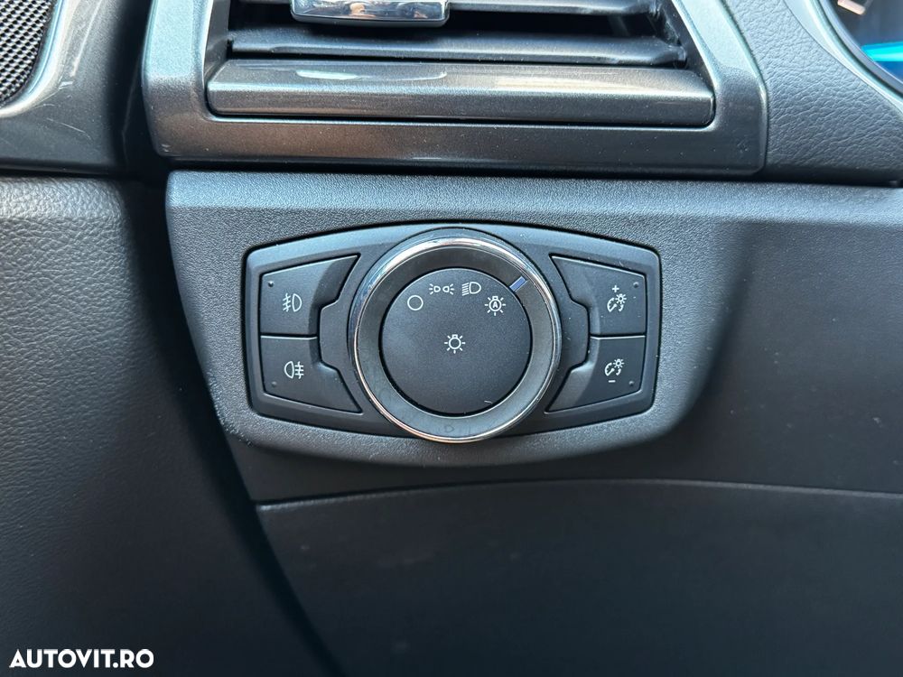Ford Mondeo 2.0 EcoBlue Business Edition - 38