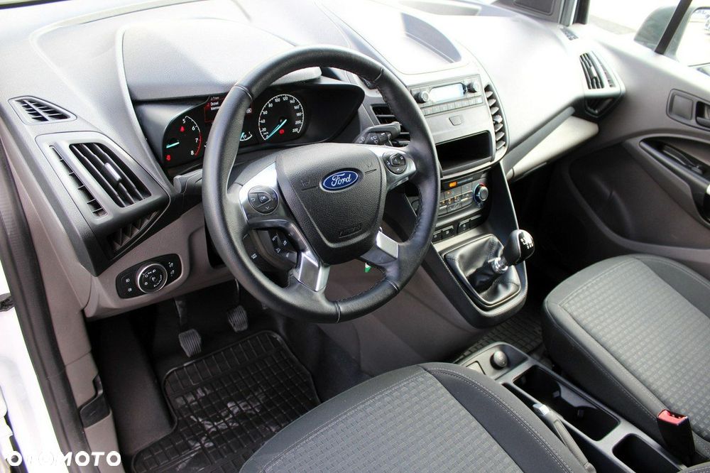Ford Transit Connect - 11