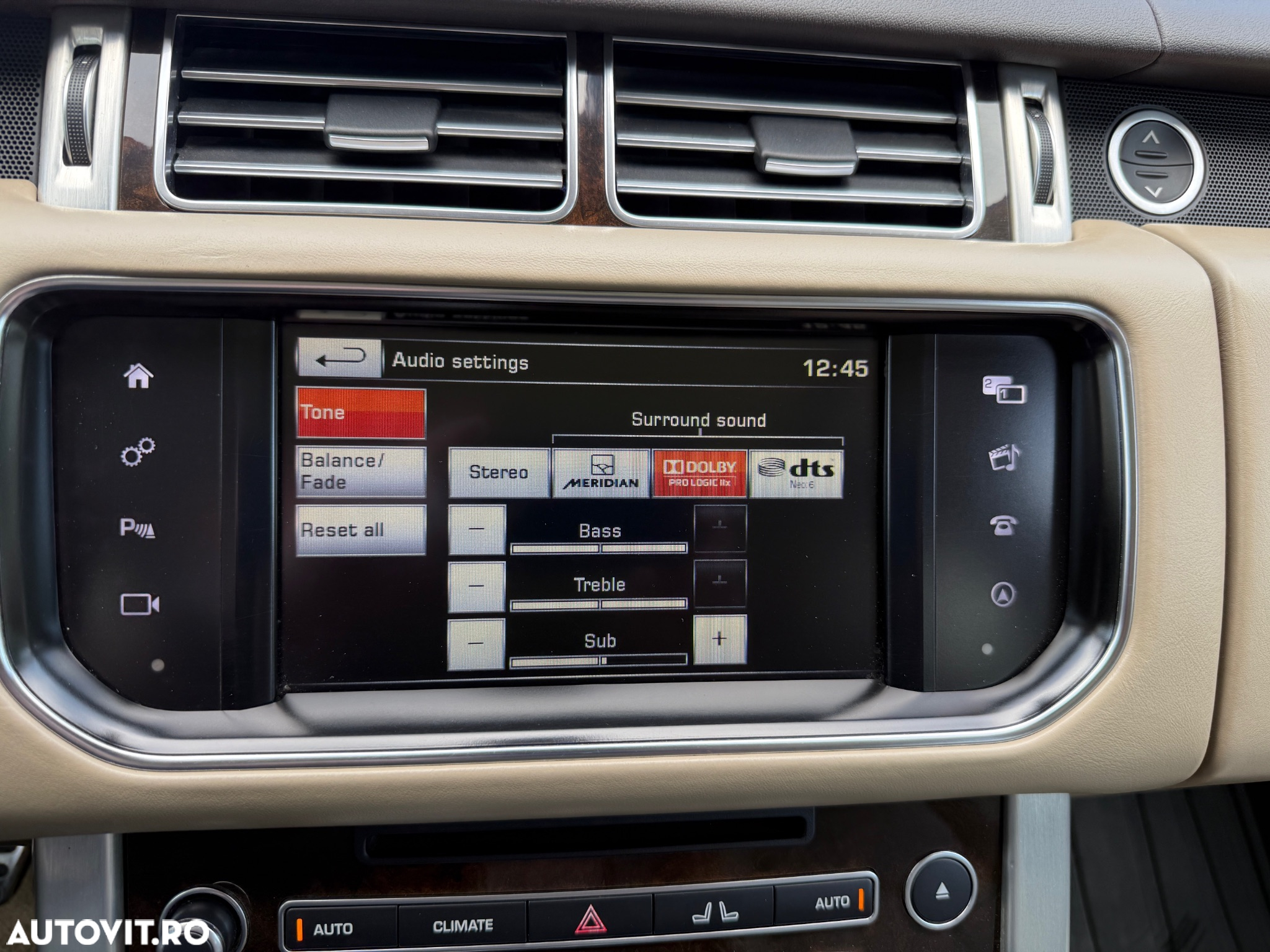 Land Rover Range Rover Vogue - 33