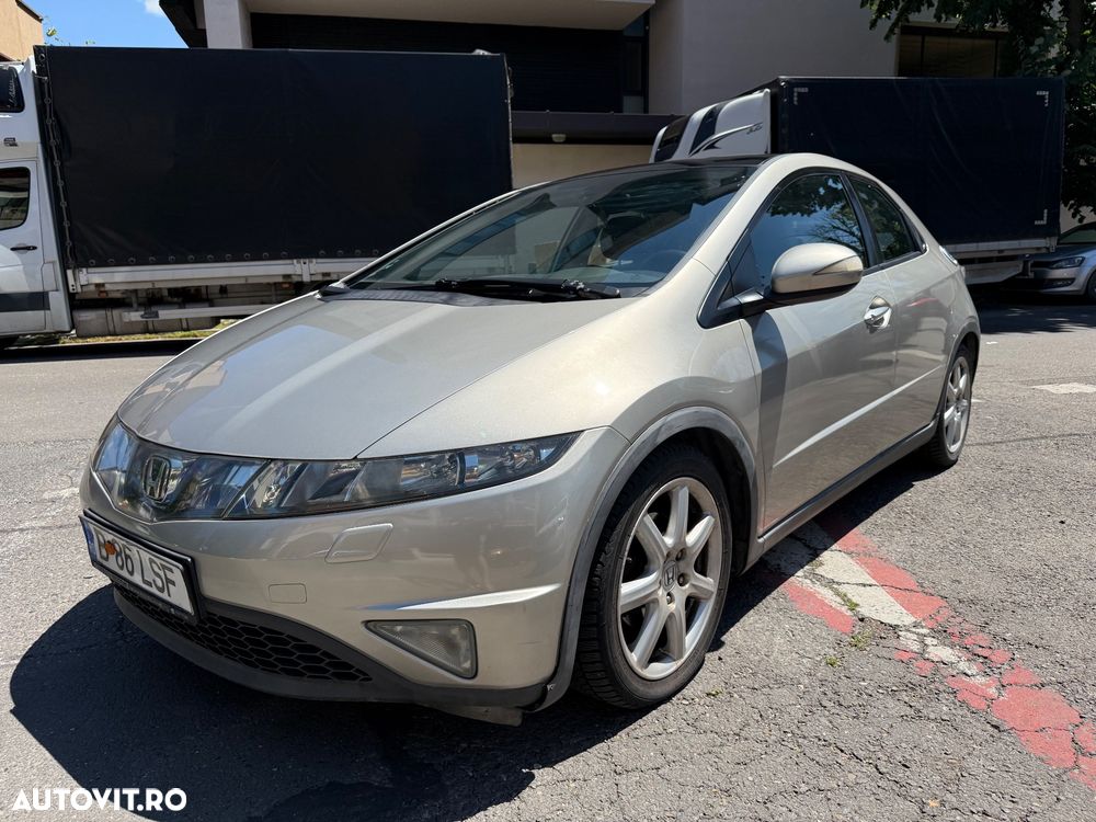 Honda Civic 1.8 SOHC i-VTEC MT Sport - 2