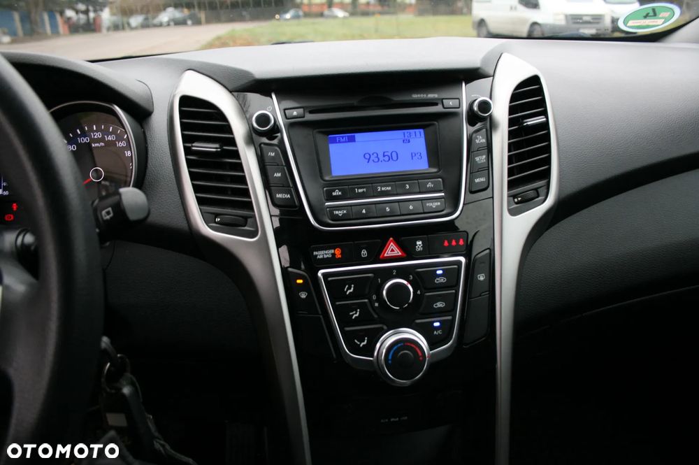 Hyundai i30 1.6 GDI Classic - 18