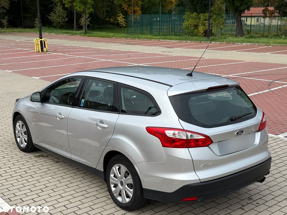 Ford Focus - 13