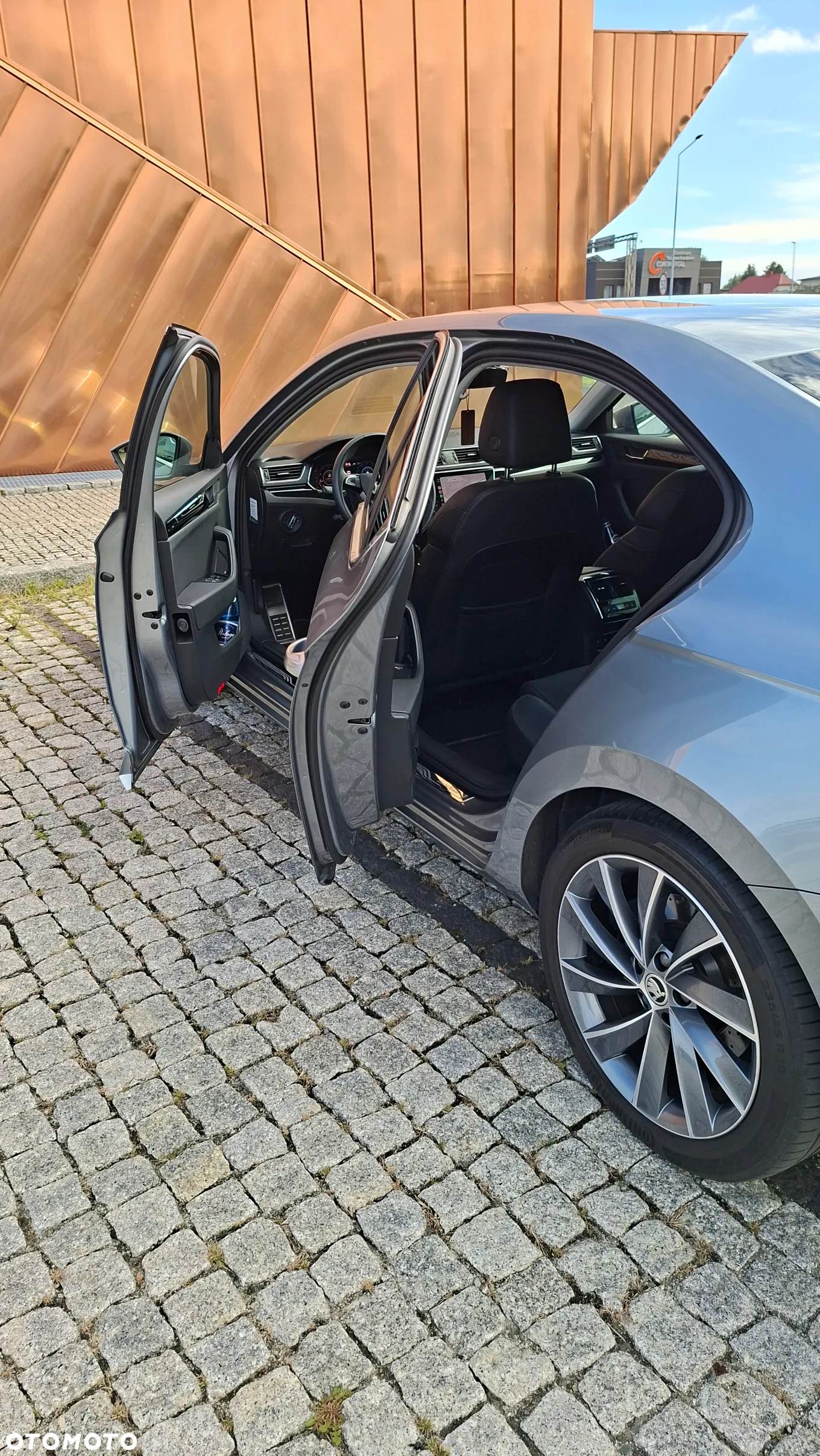 Skoda Superb 2.0 TSI 4x4 L&K DSG - 12