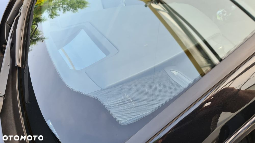 Lexus UX 250h GPF Prestige AWD - 32